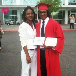 Meet your Posher, Dominique